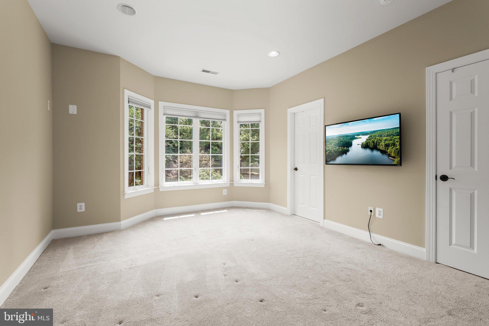 PINDELL WOODS - Residential
