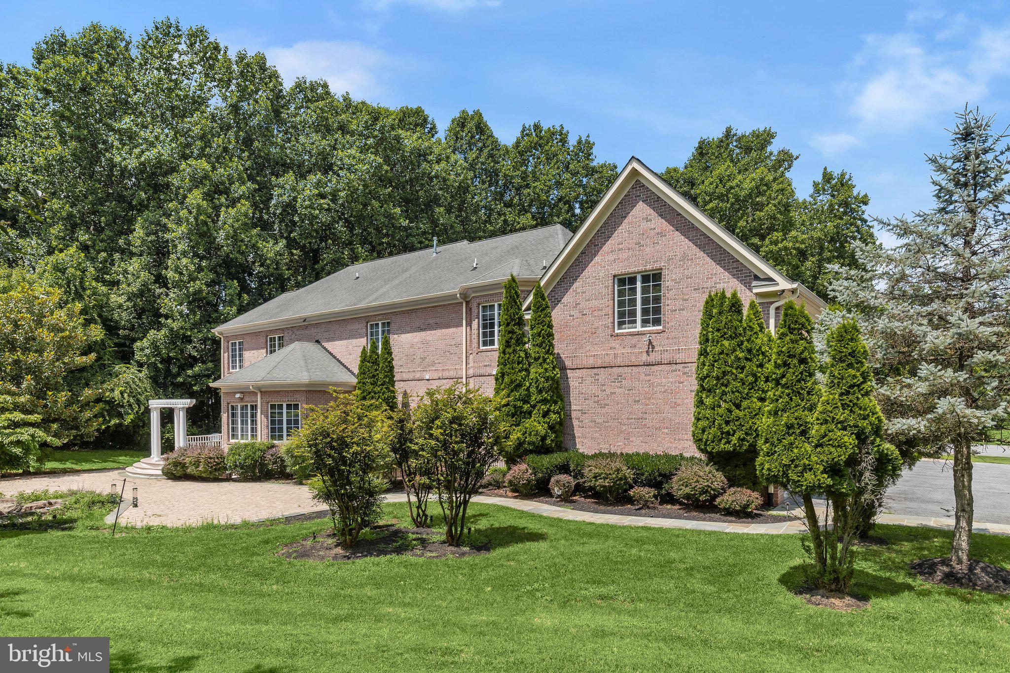 PINDELL WOODS - Residential