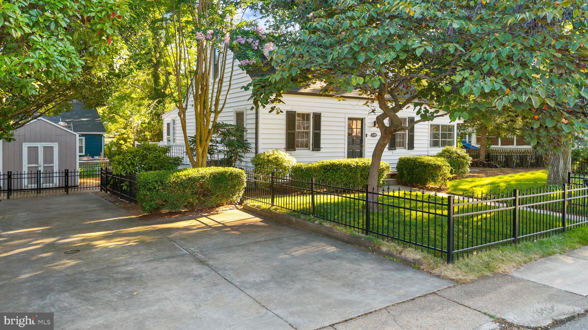 EASTPORT - Residential