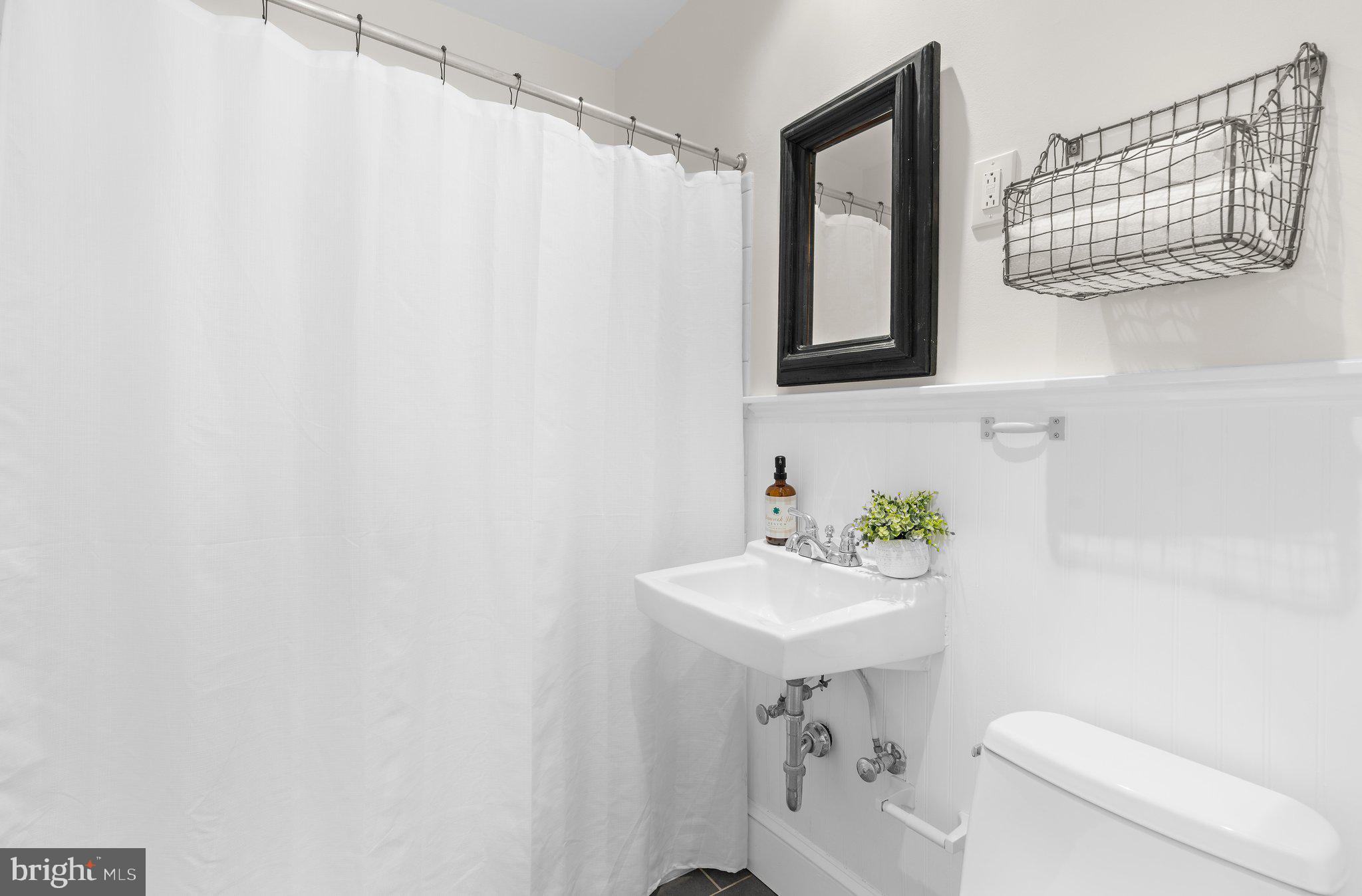 EASTPORT - Residential