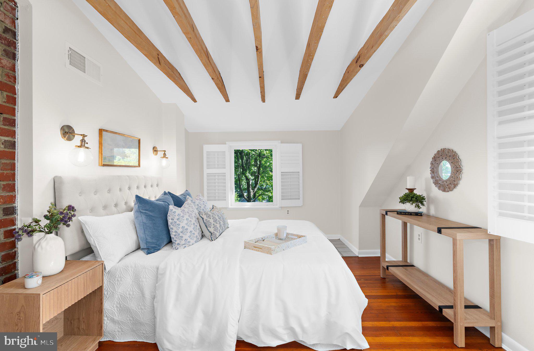 EASTPORT - Residential