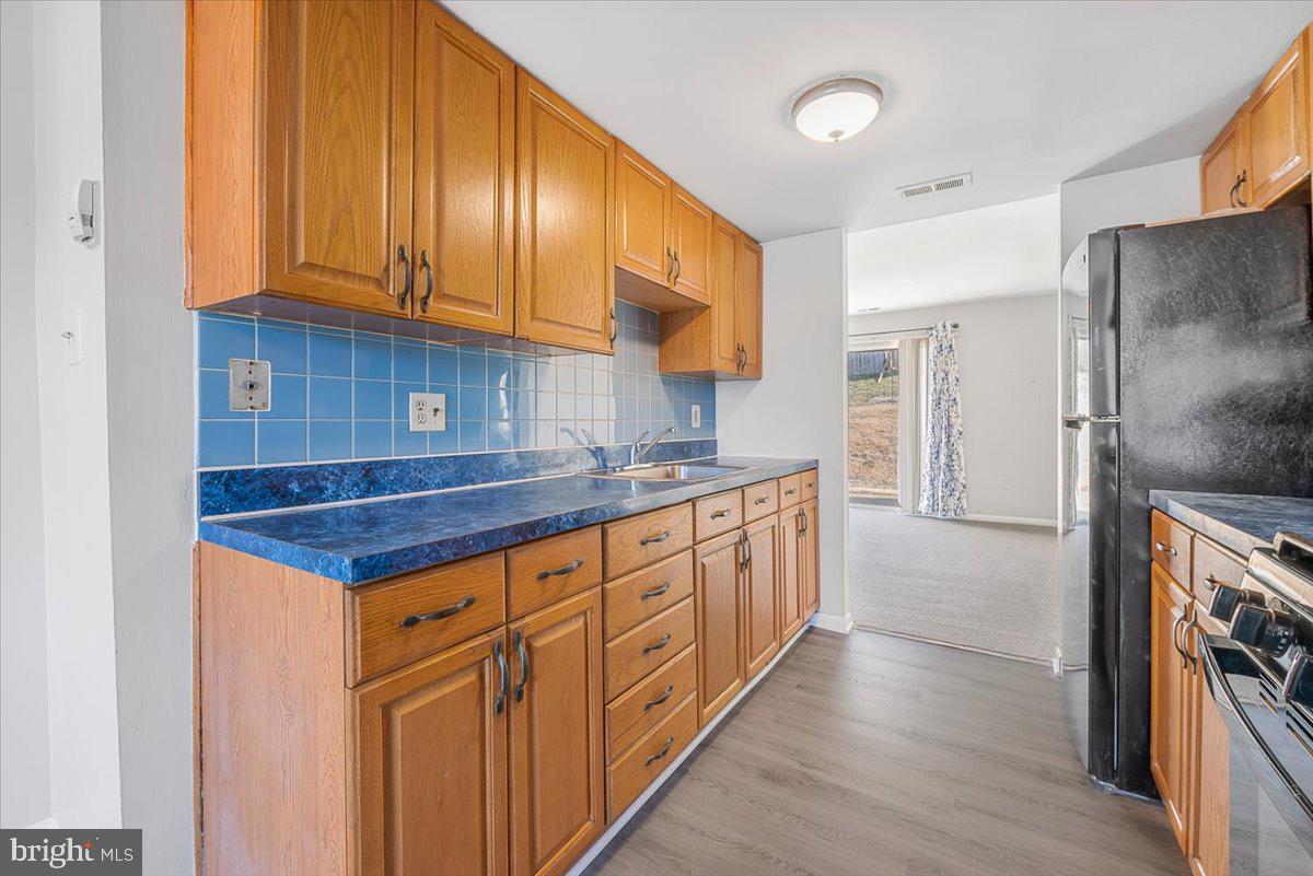 HERITAGE HILL CONDO - Residential
