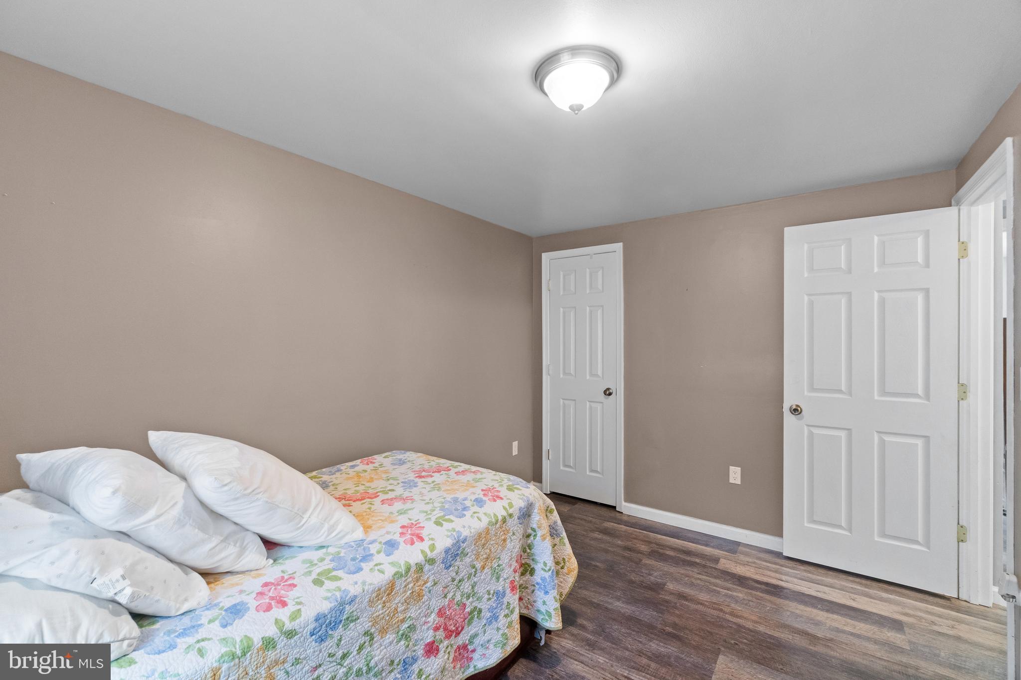 WHITE MARSH - Residential