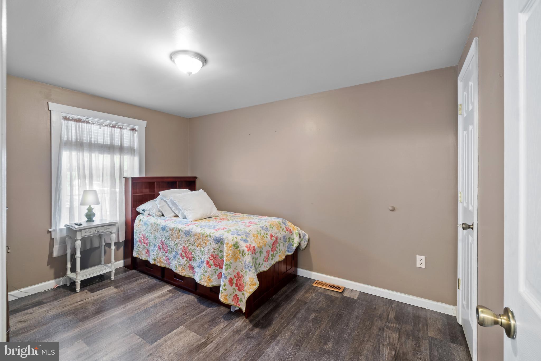 WHITE MARSH - Residential