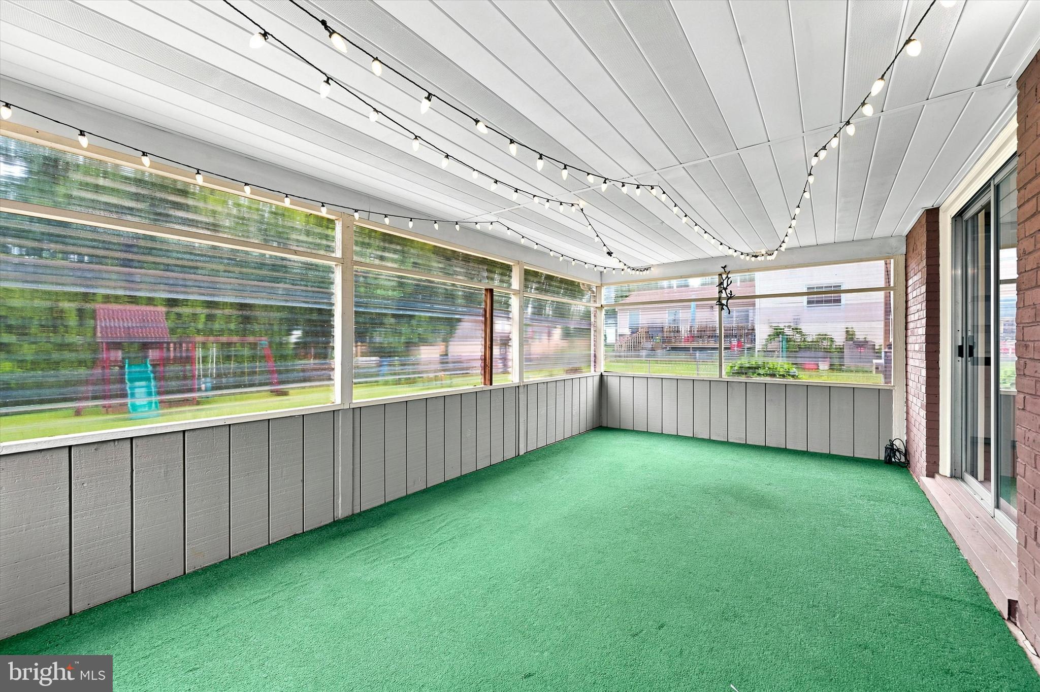 KINGSRIDGE - Residential