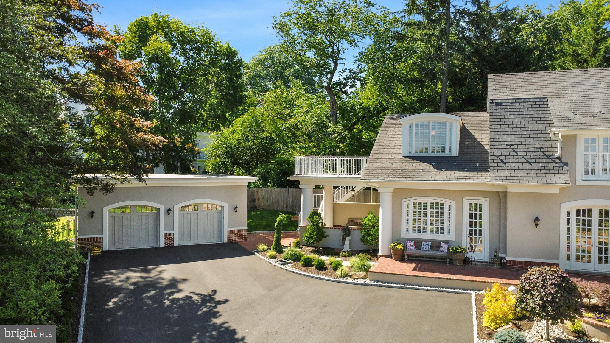 HIGHLANDS - Residential