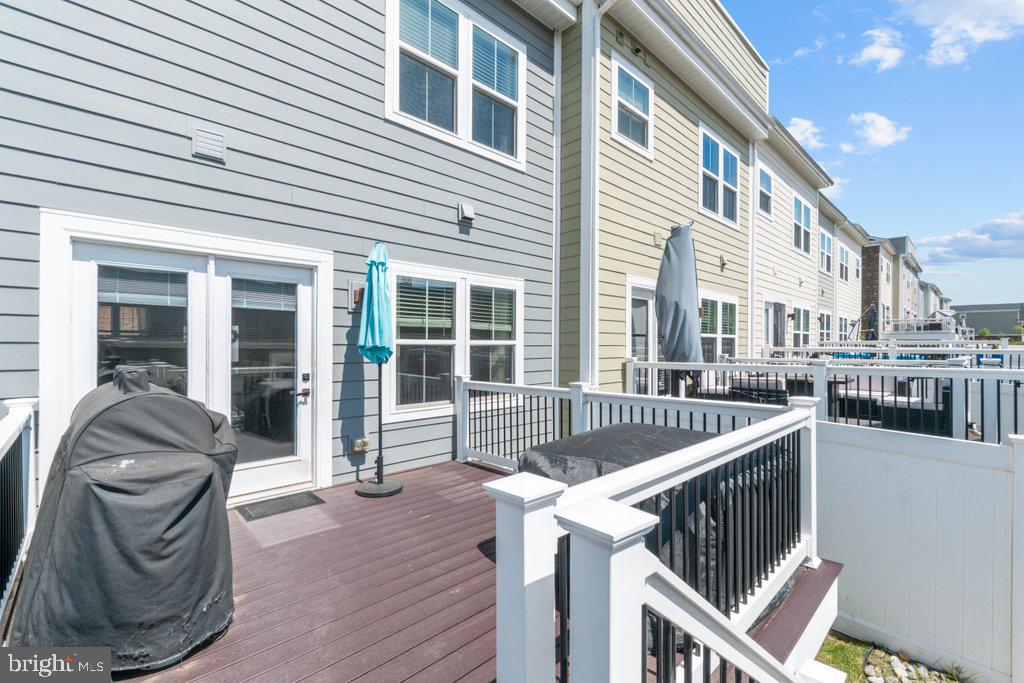 GREENLEIGH AT CROSSROADS - Residential