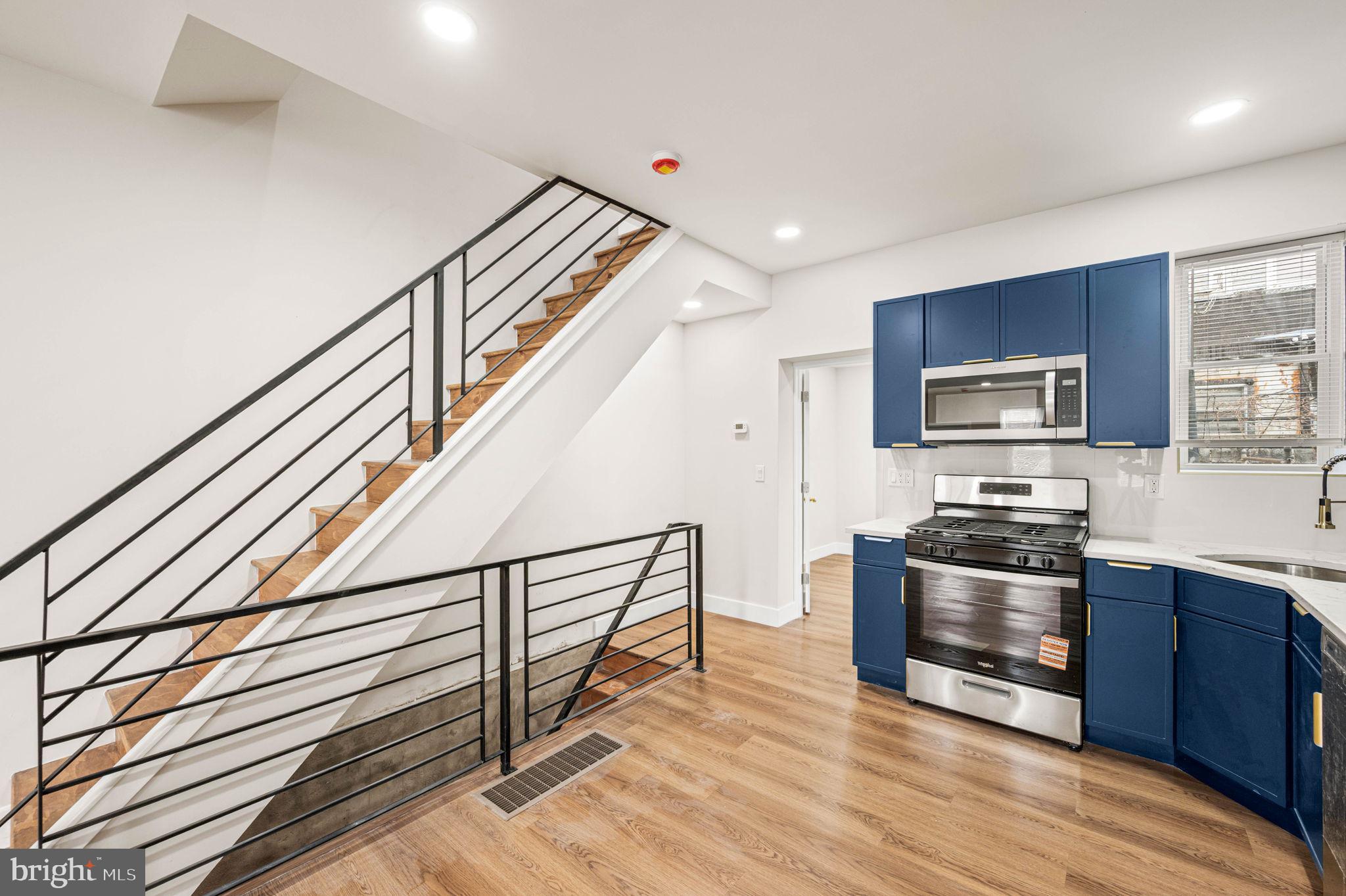 KENSINGTON - Residential