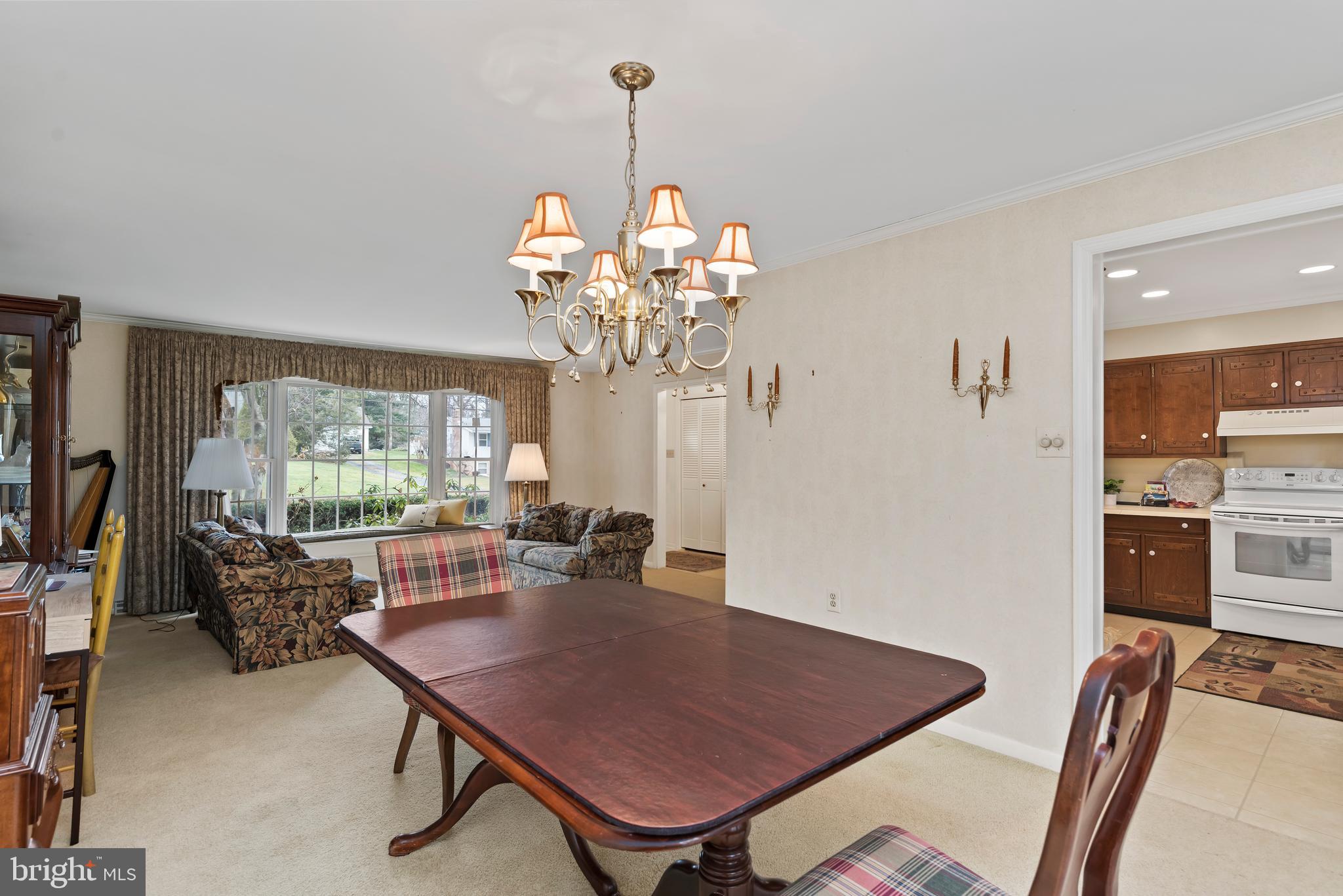 LISBURN ESTATES - Residential