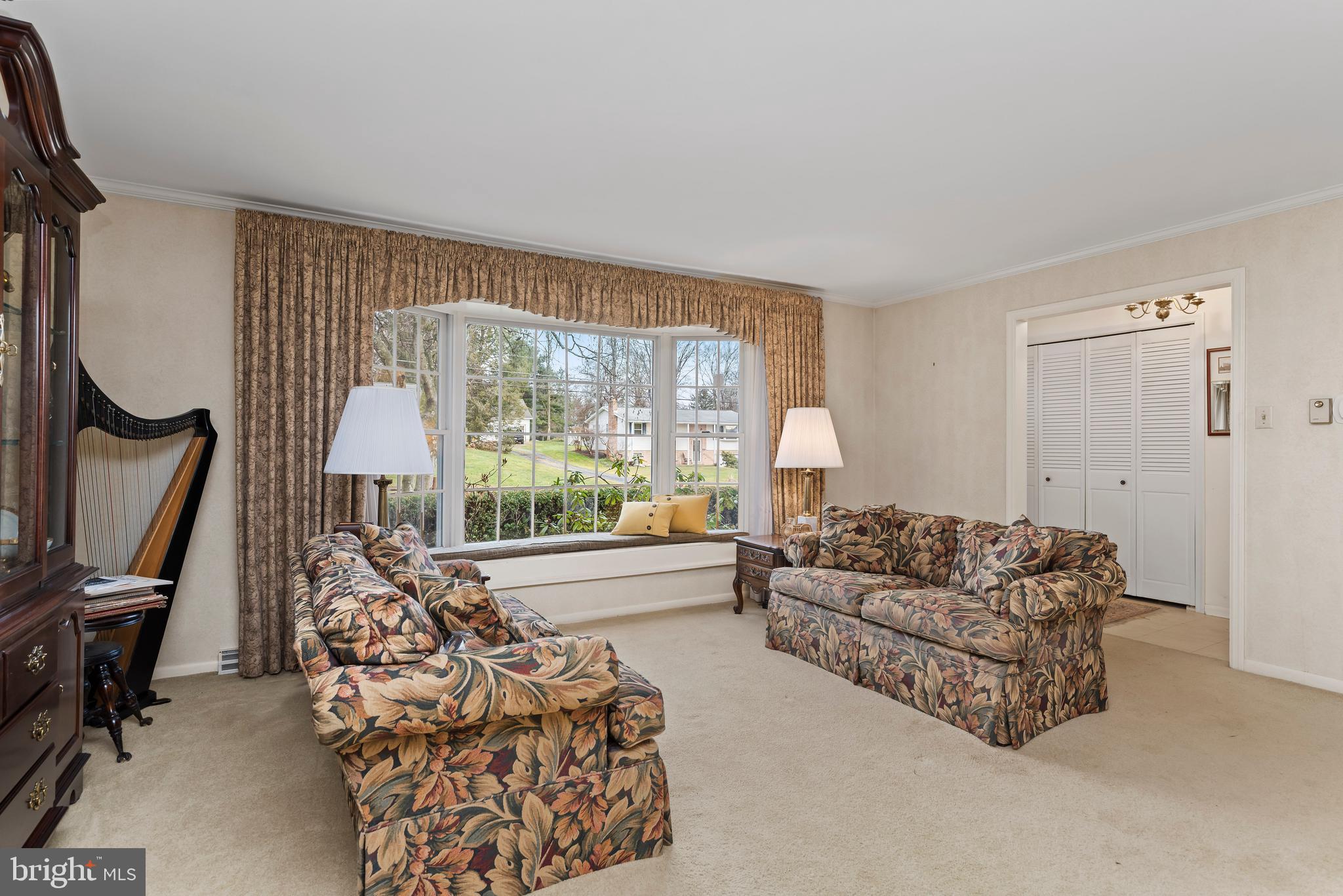 LISBURN ESTATES - Residential