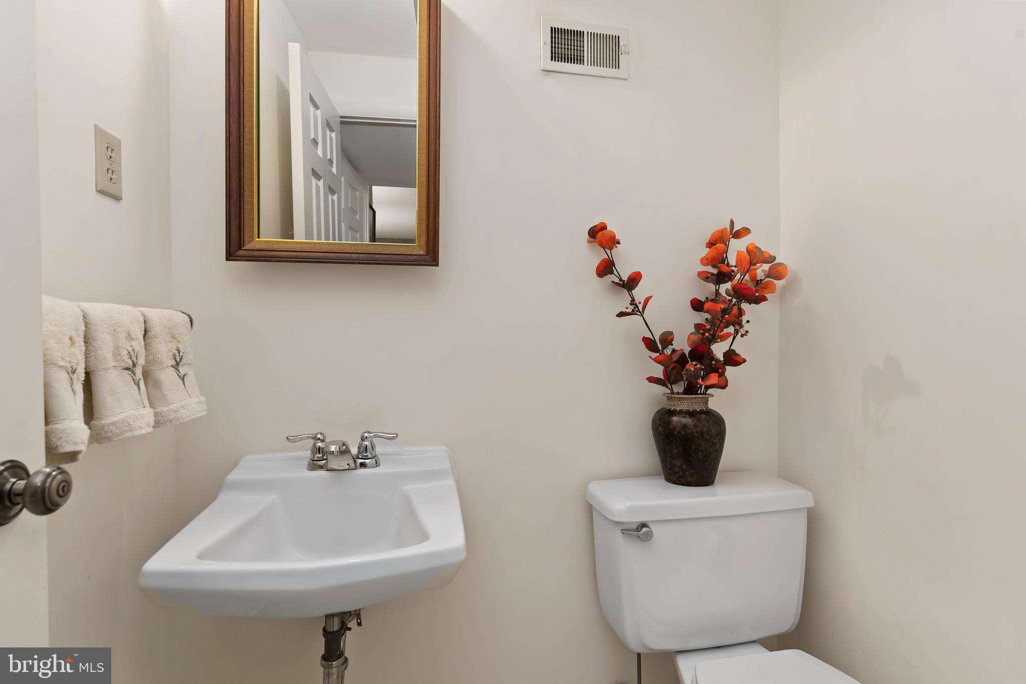 LISBURN ESTATES - Residential