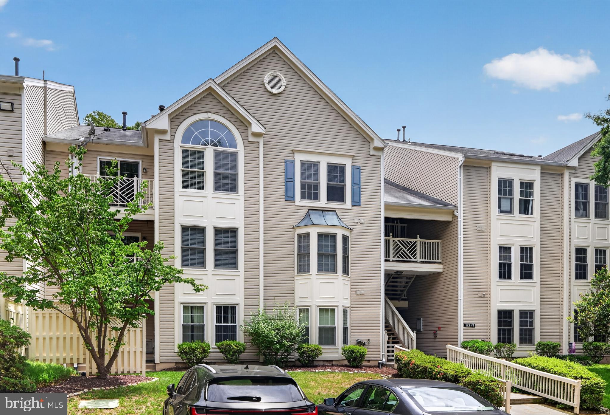 FAIRFIELD HOUSE - Residential
