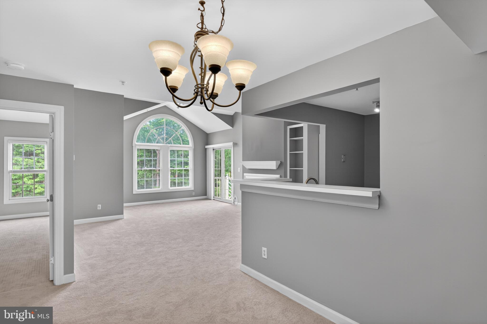 FAIRFIELD HOUSE - Residential