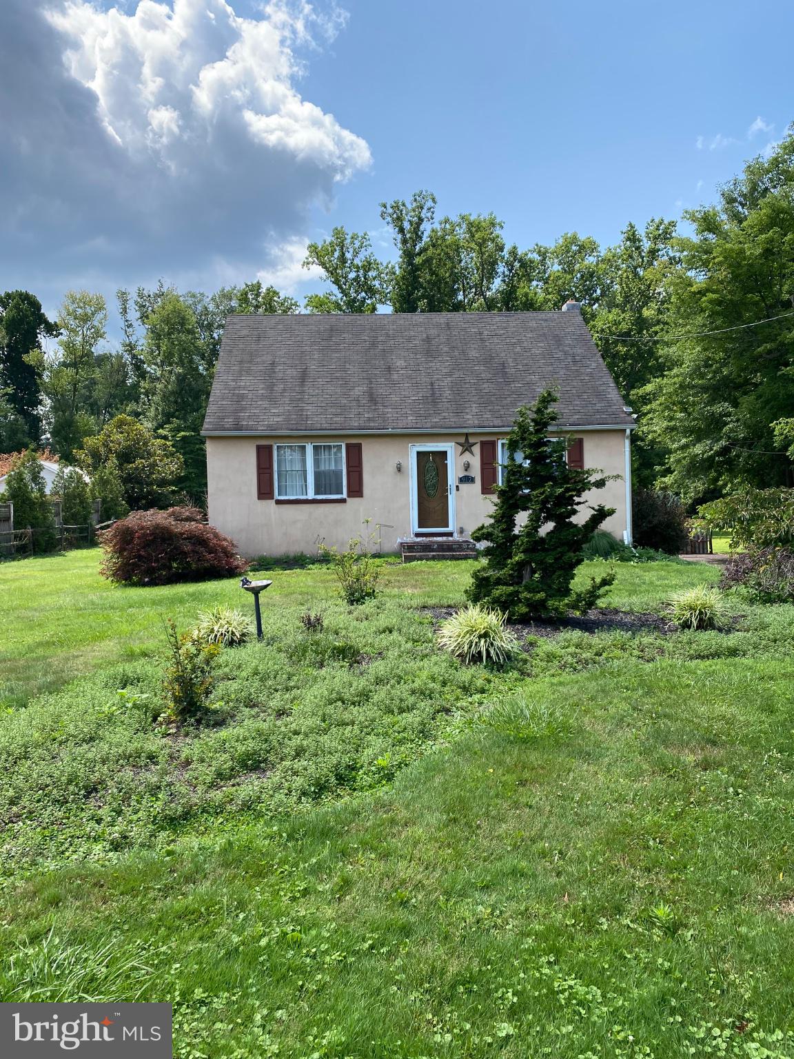 MAPLE GLEN - Residential