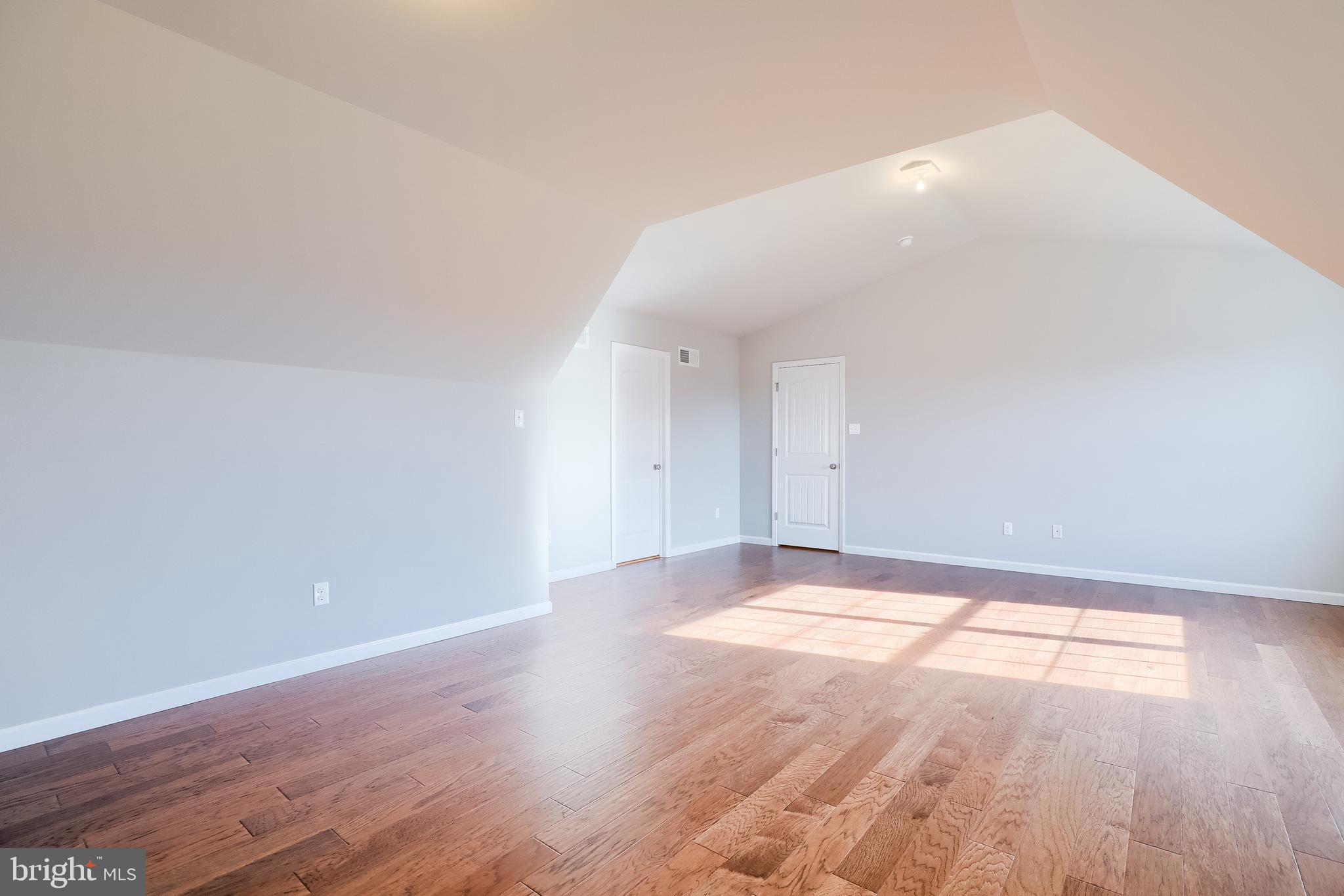 STONE MILL ESTATES - Residential
