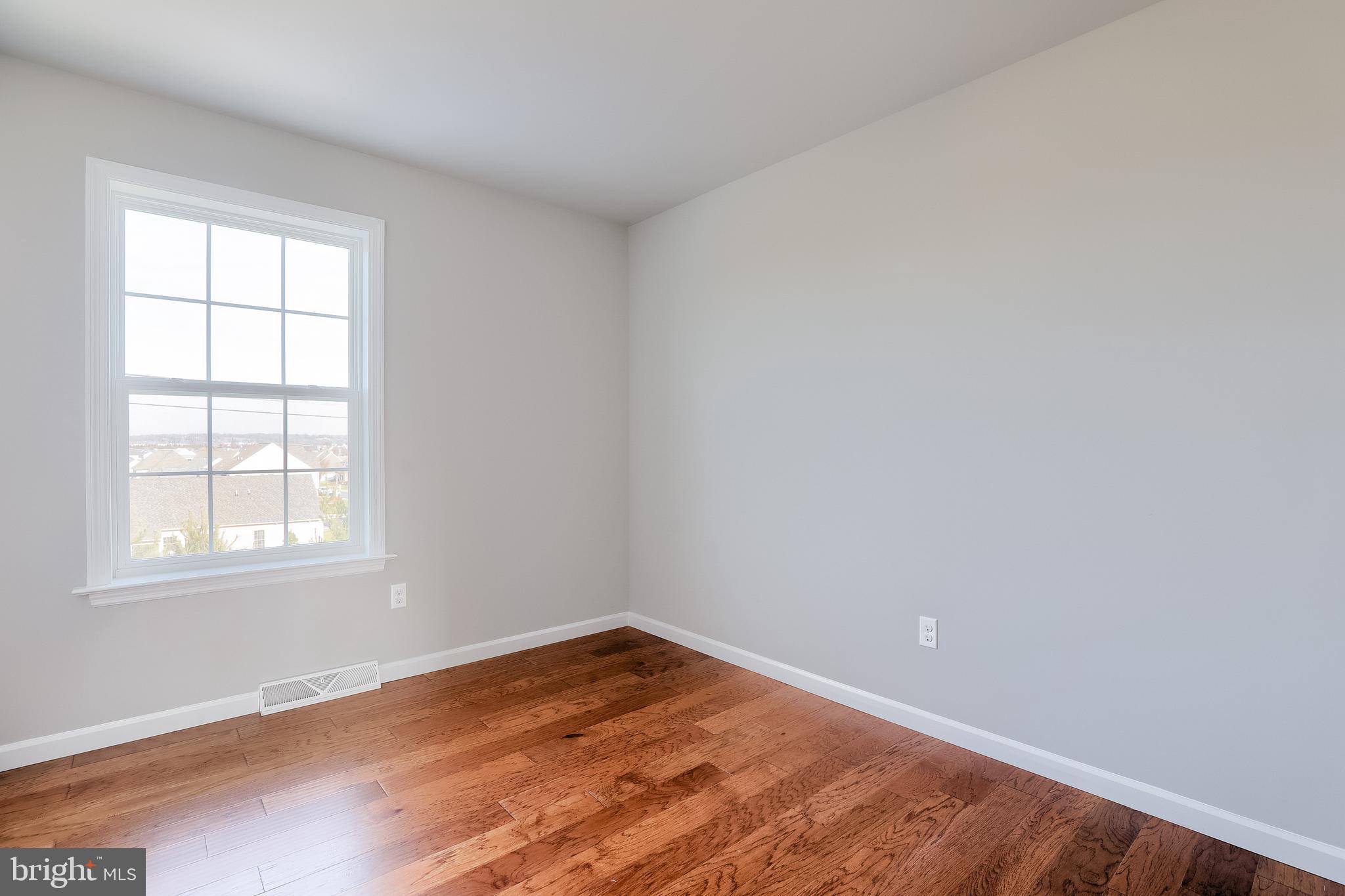 STONE MILL ESTATES - Residential