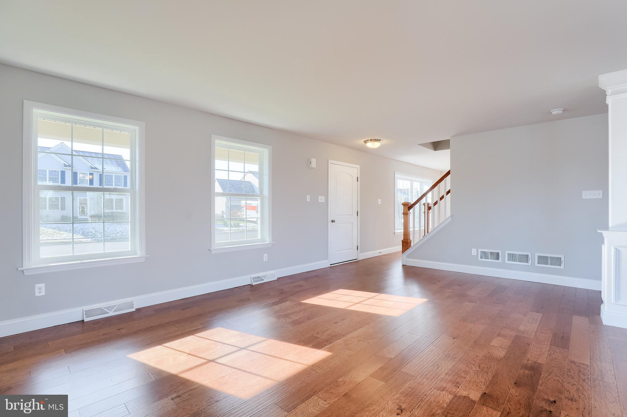 STONE MILL ESTATES - Residential