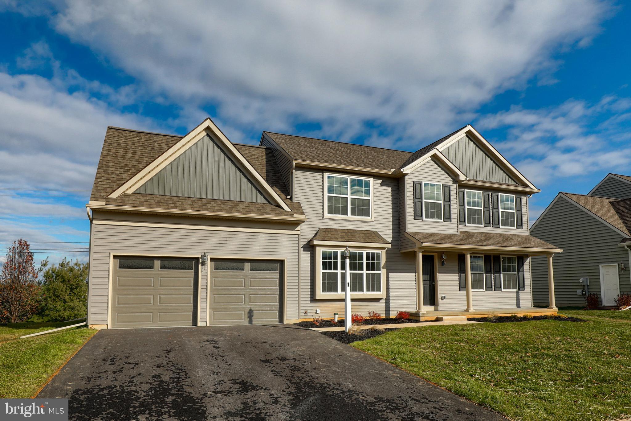STONE MILL ESTATES - Residential
