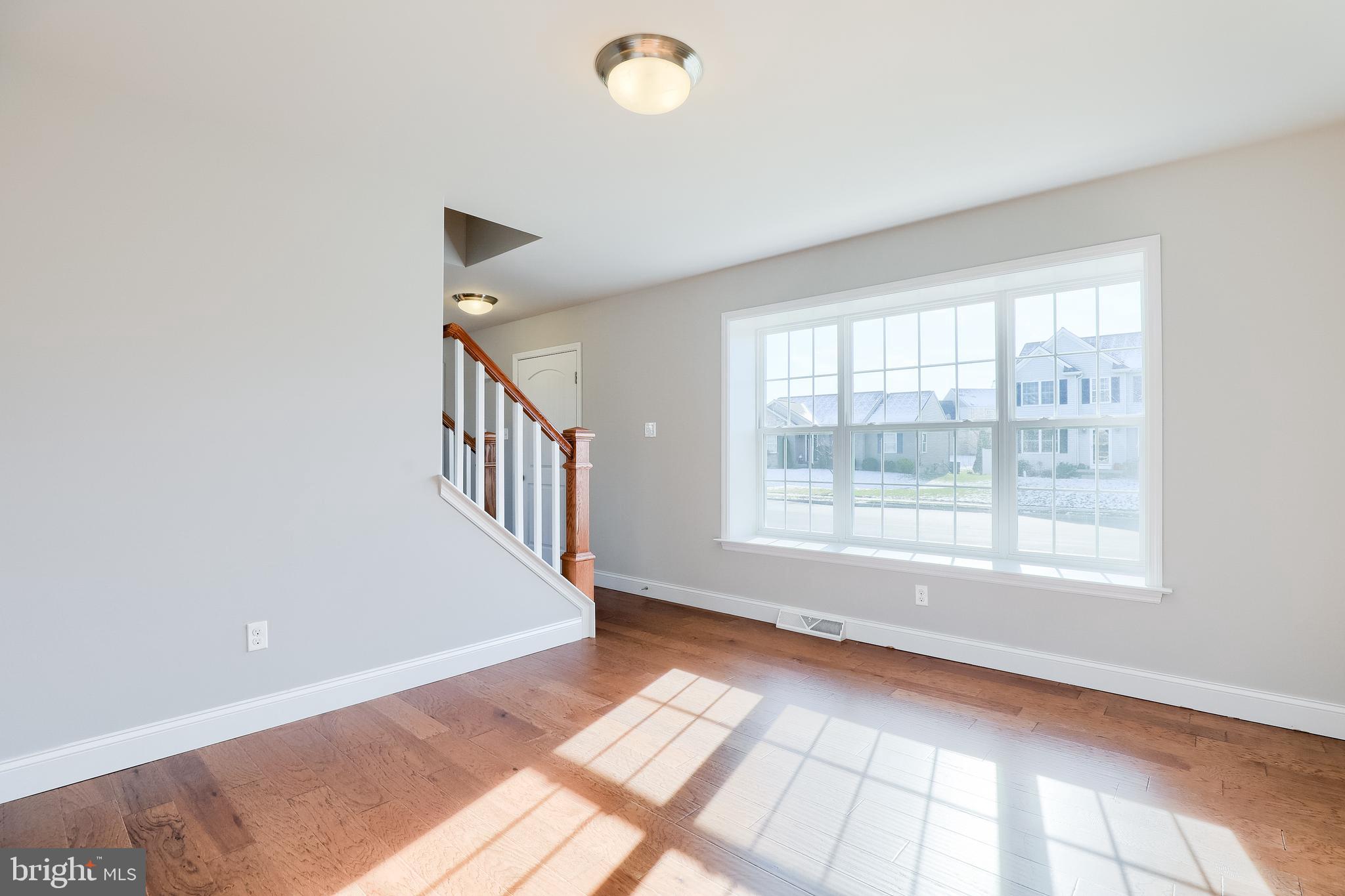 STONE MILL ESTATES - Residential