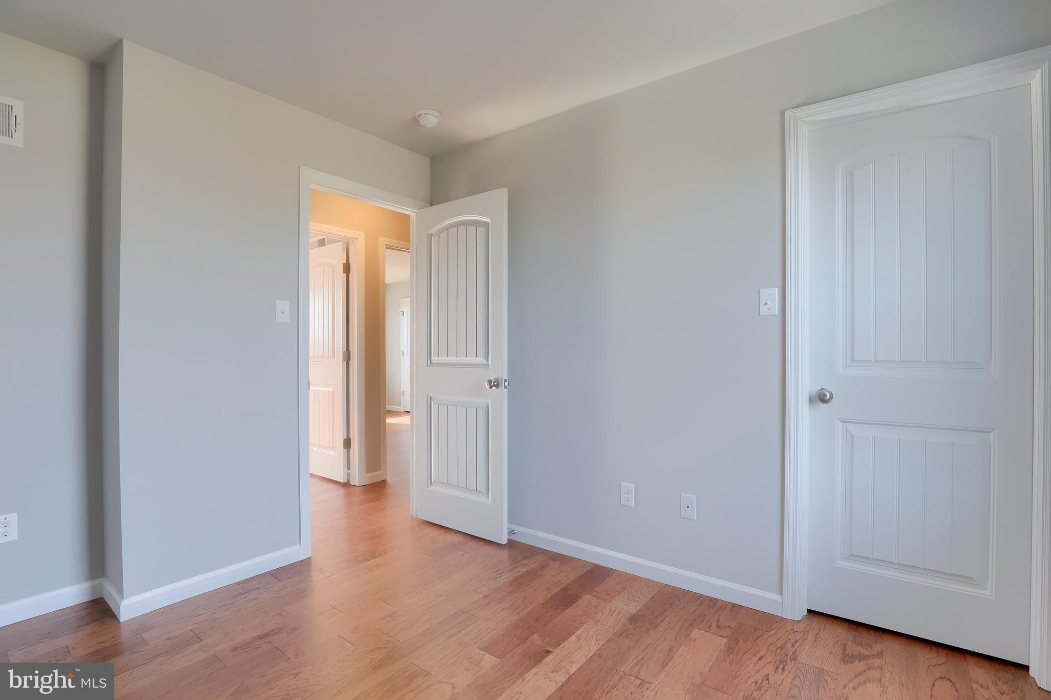 STONE MILL ESTATES - Residential
