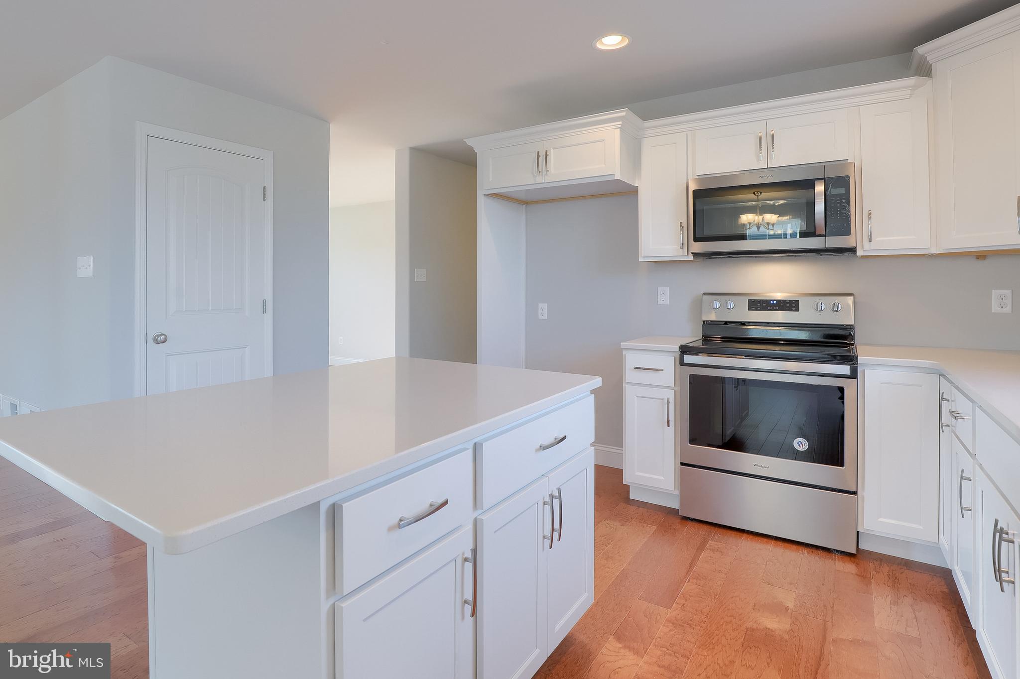 STONE MILL ESTATES - Residential