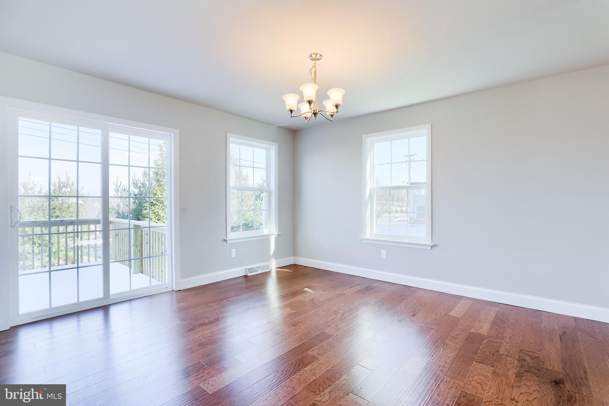 STONE MILL ESTATES - Residential