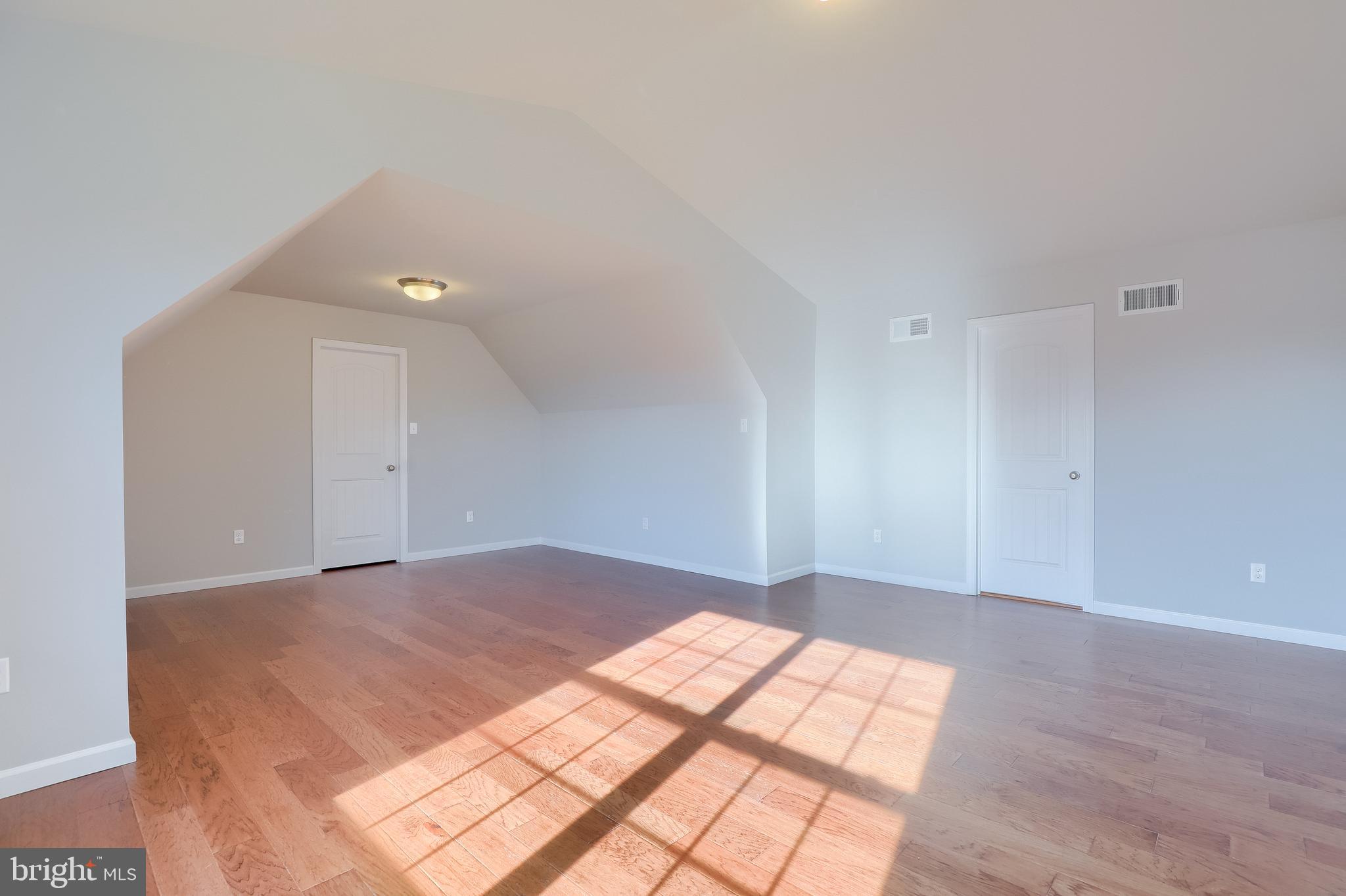 STONE MILL ESTATES - Residential