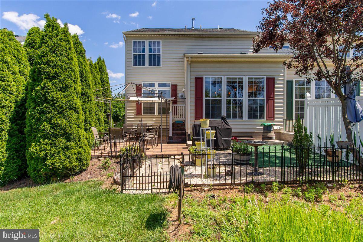 WESTFIELDS - Residential