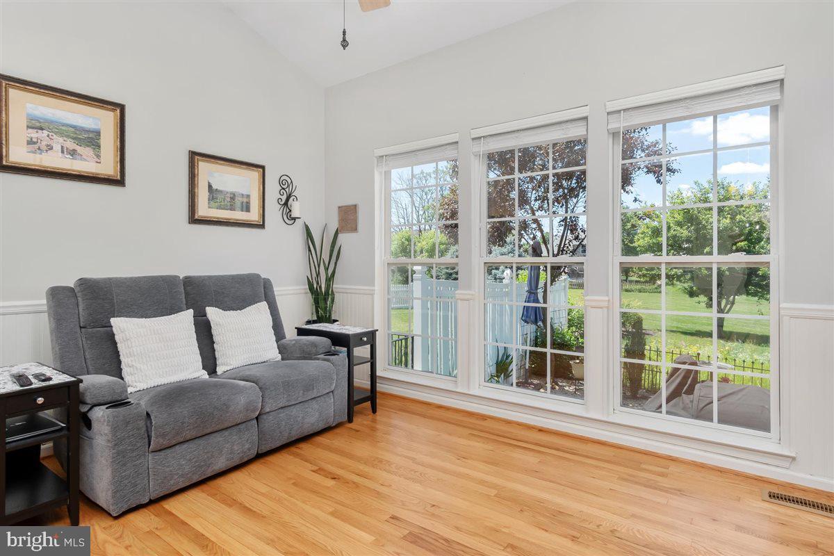 WESTFIELDS - Residential