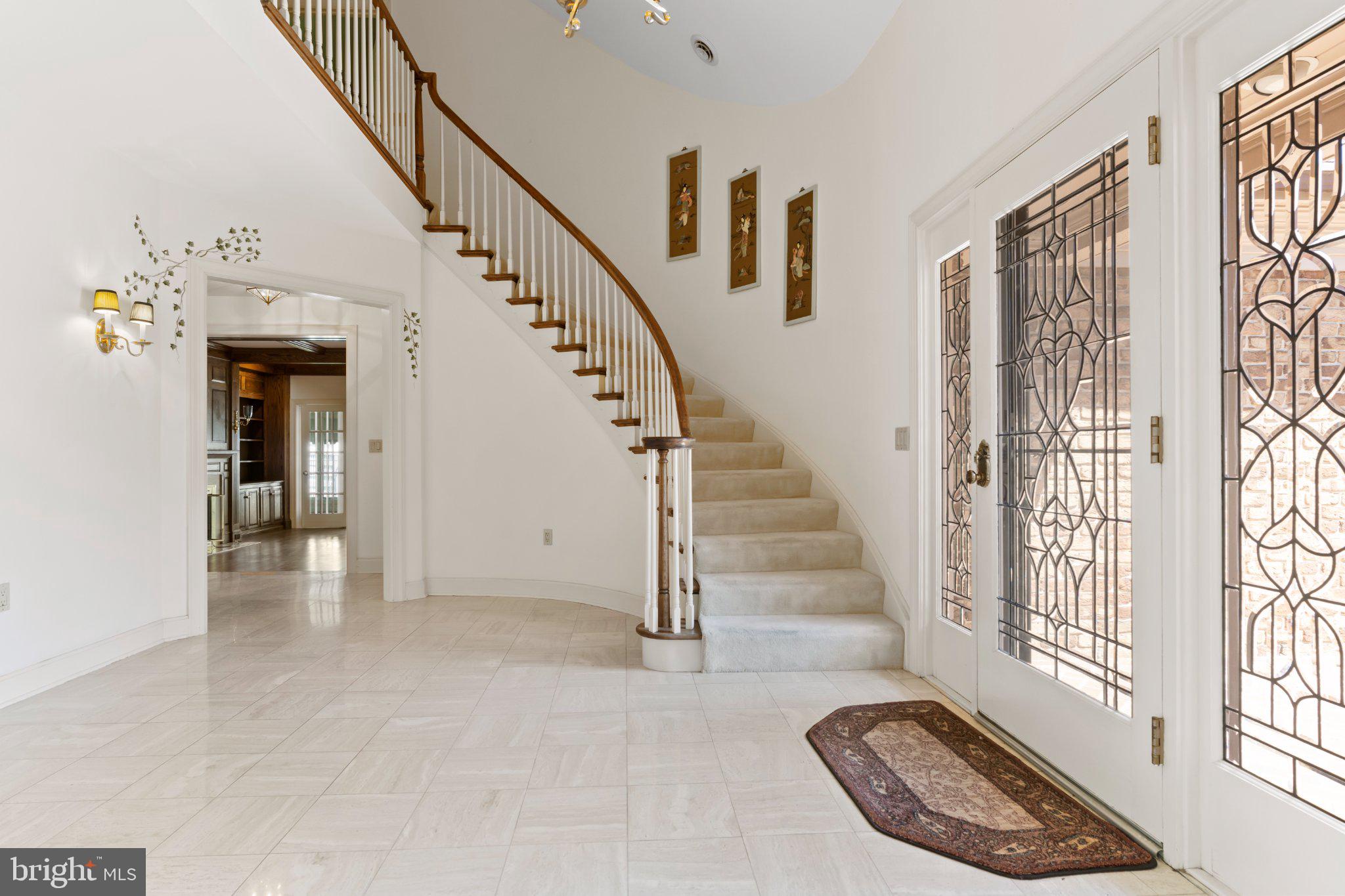 FOREST HILLS - Residential