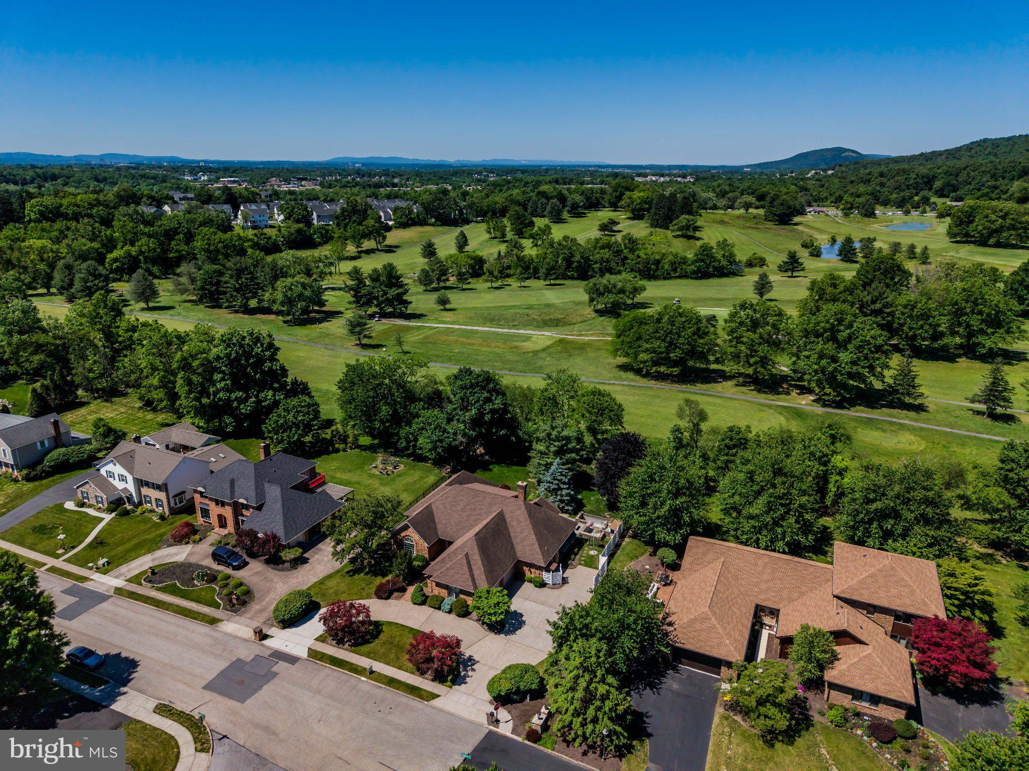 FOREST HILLS - Residential
