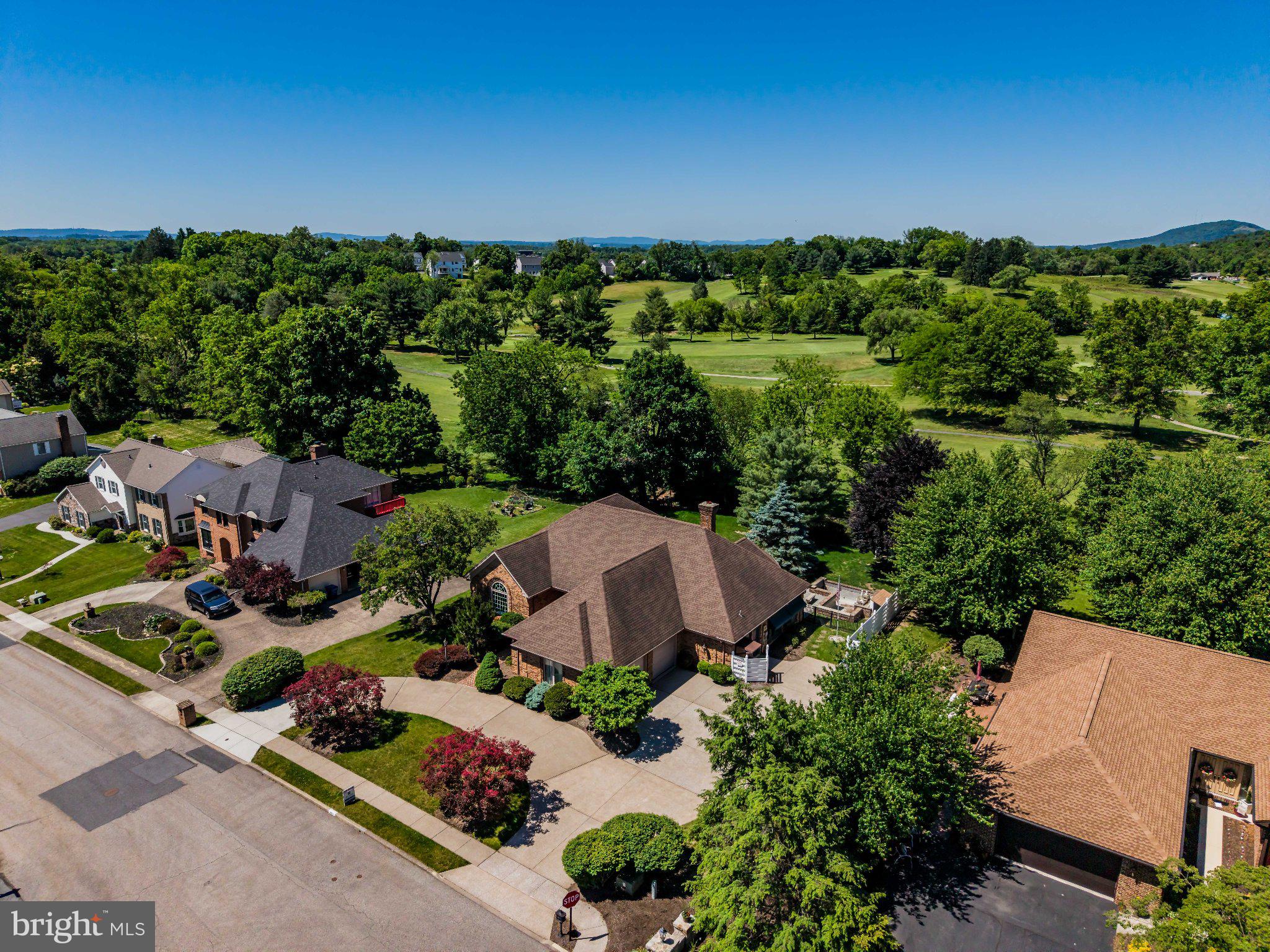 FOREST HILLS - Residential