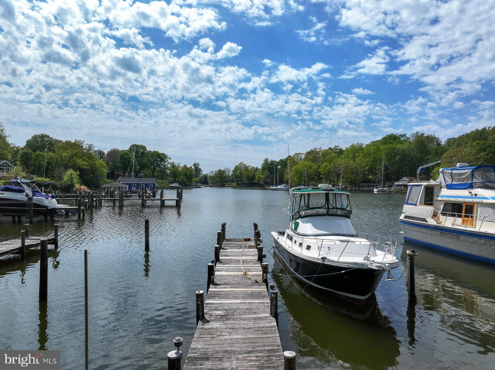 SOUTH RIVER PARK - Residential