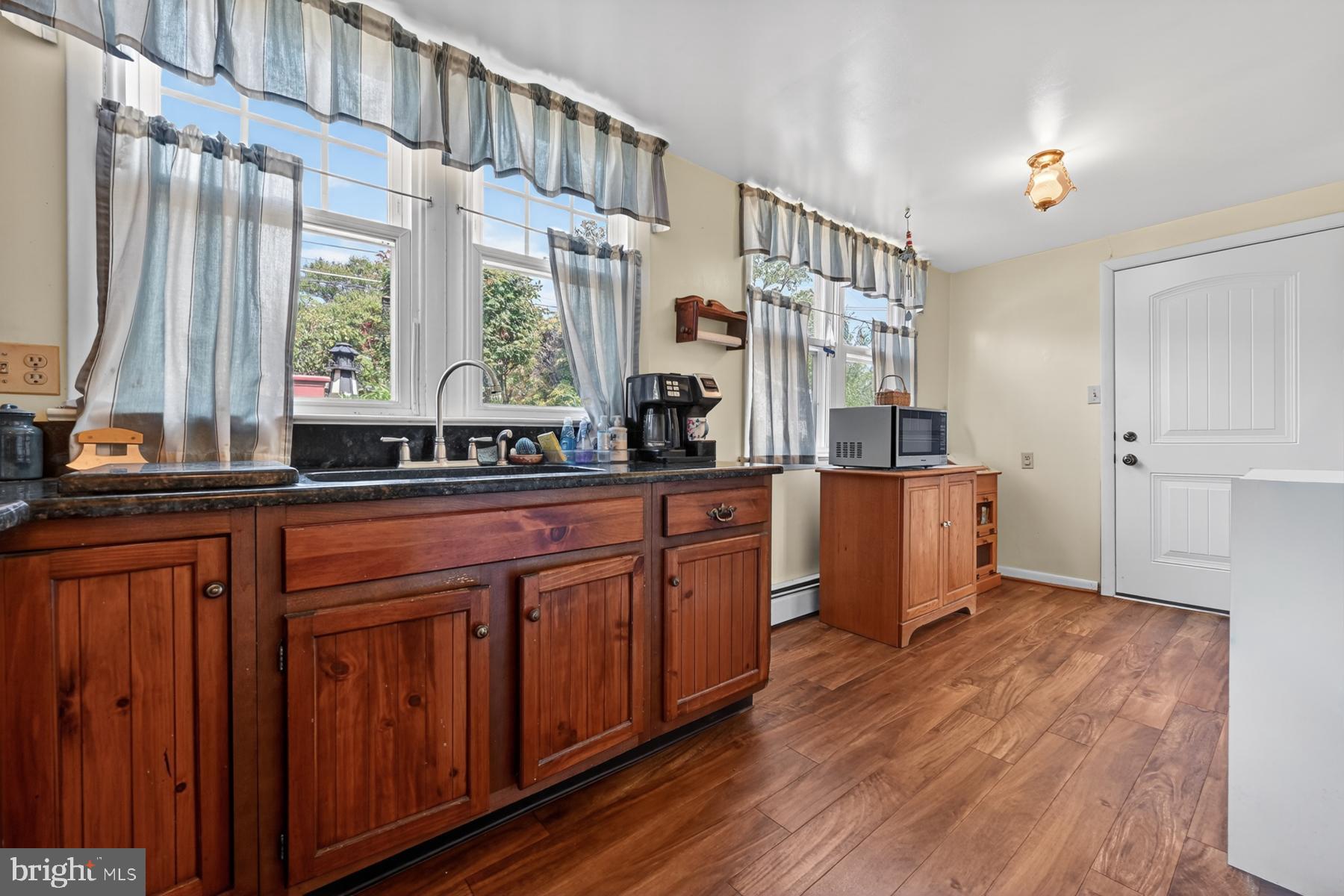 SOUTH RIVER PARK - Residential