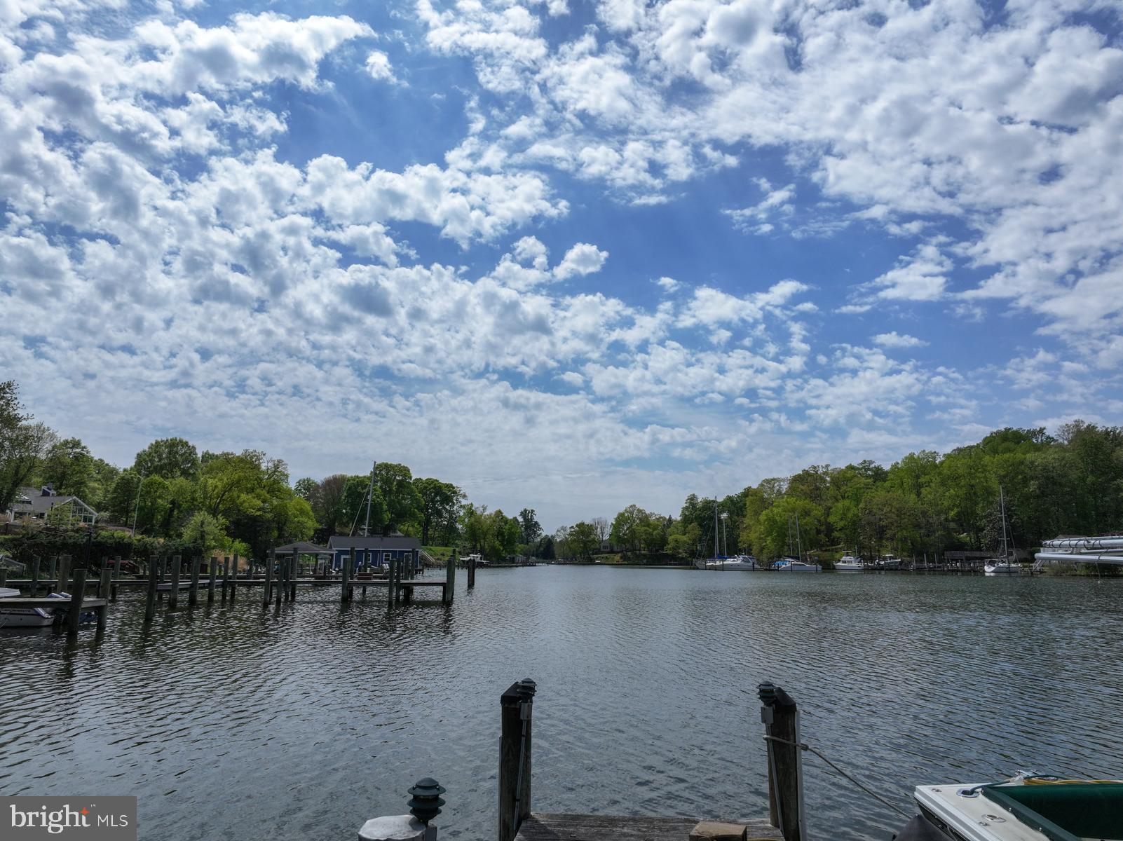 SOUTH RIVER PARK - Residential