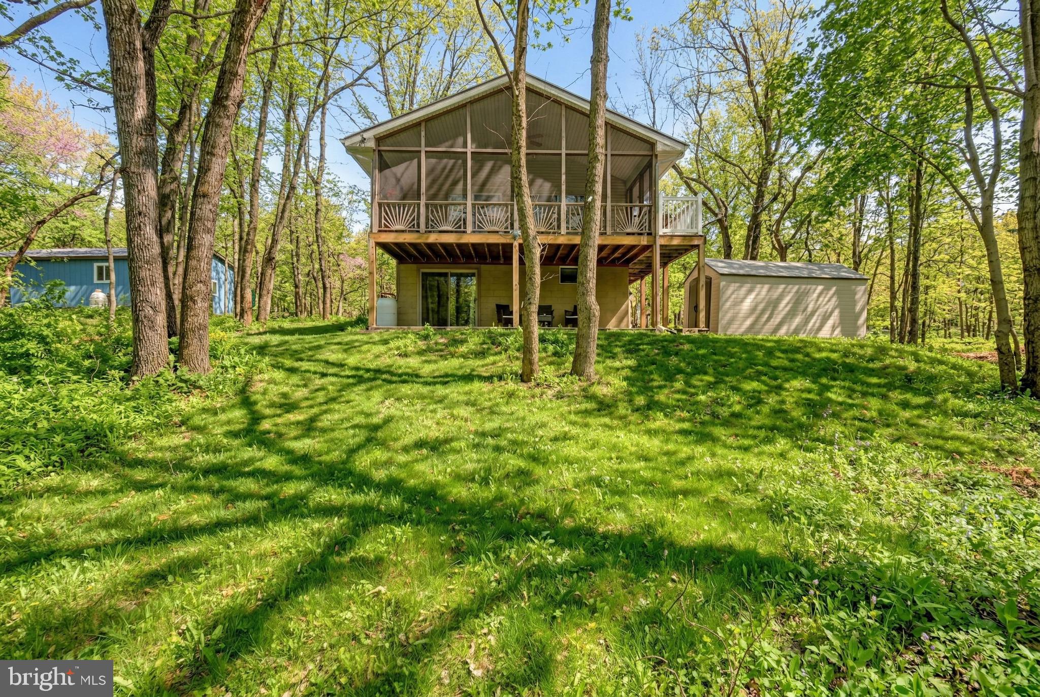 BRIER CREST WOODS - Residential