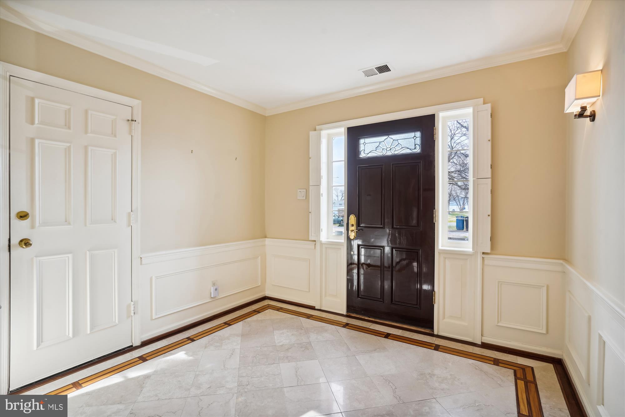 OLD TOWN ALEXANDRIA - Residential