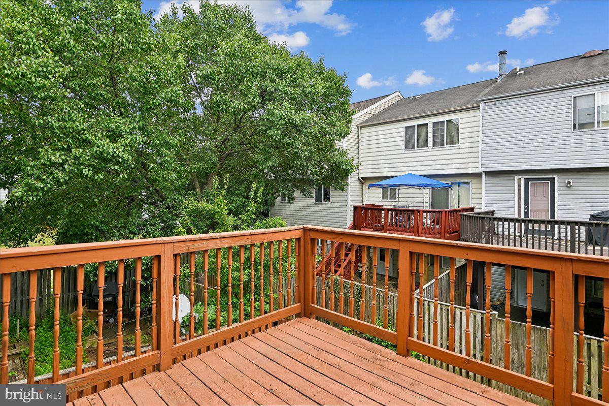 SADDLE CREEK - Residential