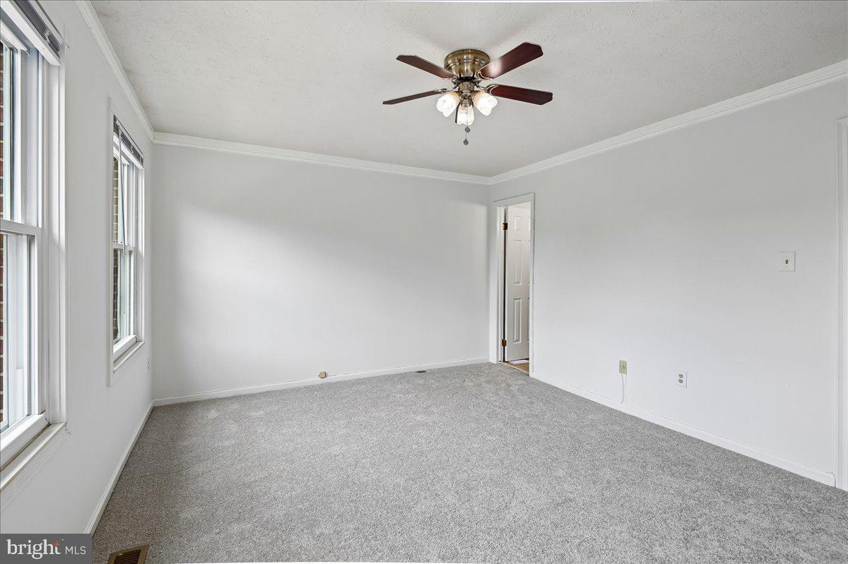 SADDLE CREEK - Residential