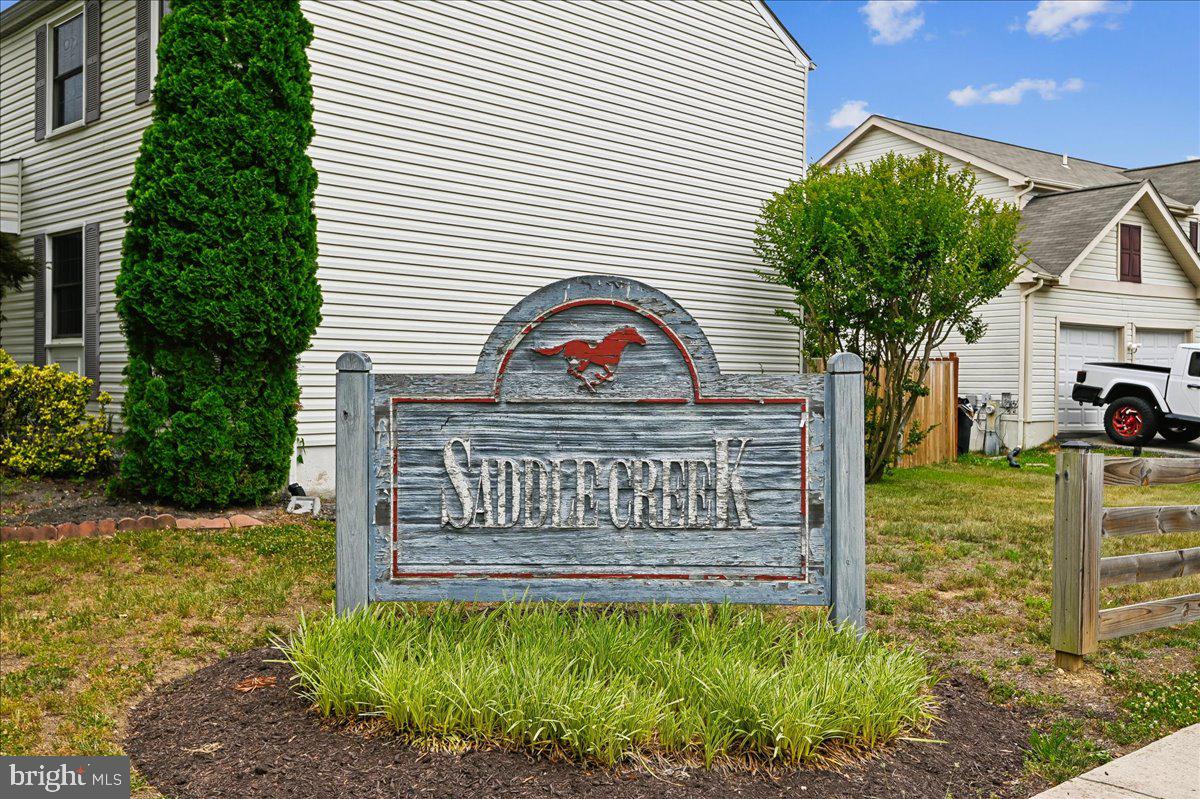 SADDLE CREEK - Residential