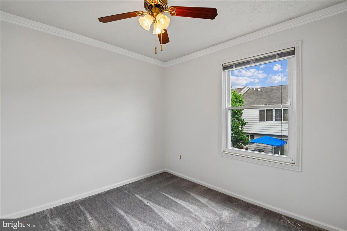SADDLE CREEK - Residential