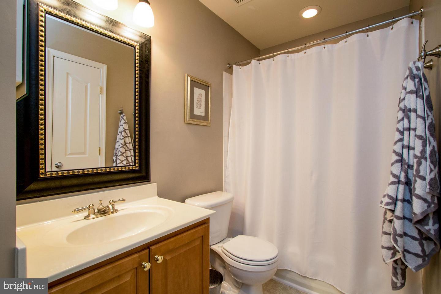 INDEPENDENCE - Residential Lease