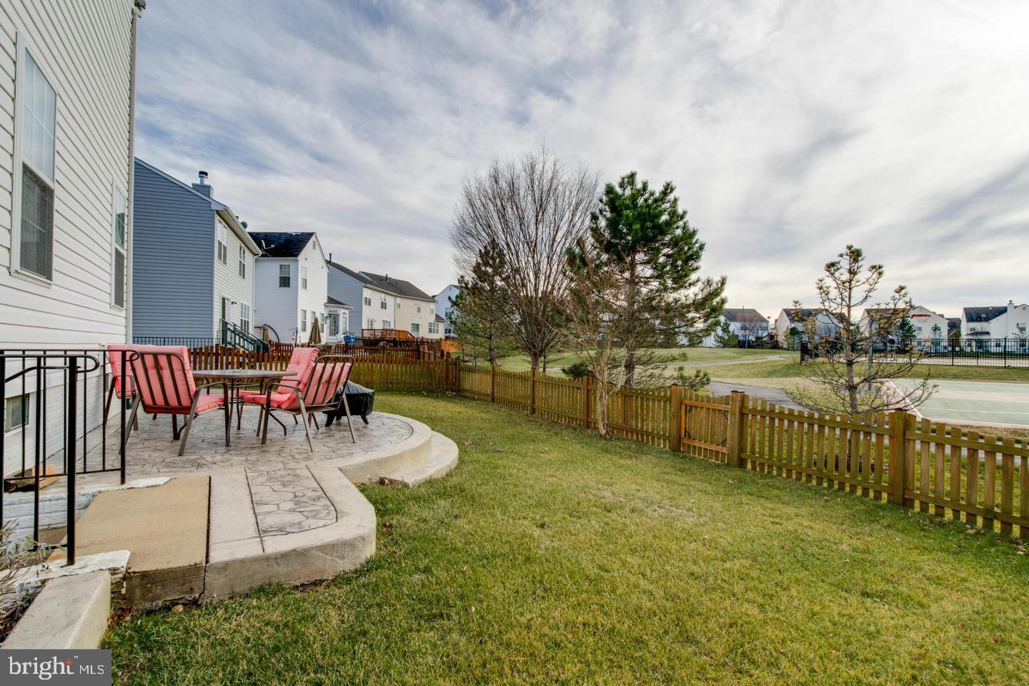 INDEPENDENCE - Residential Lease