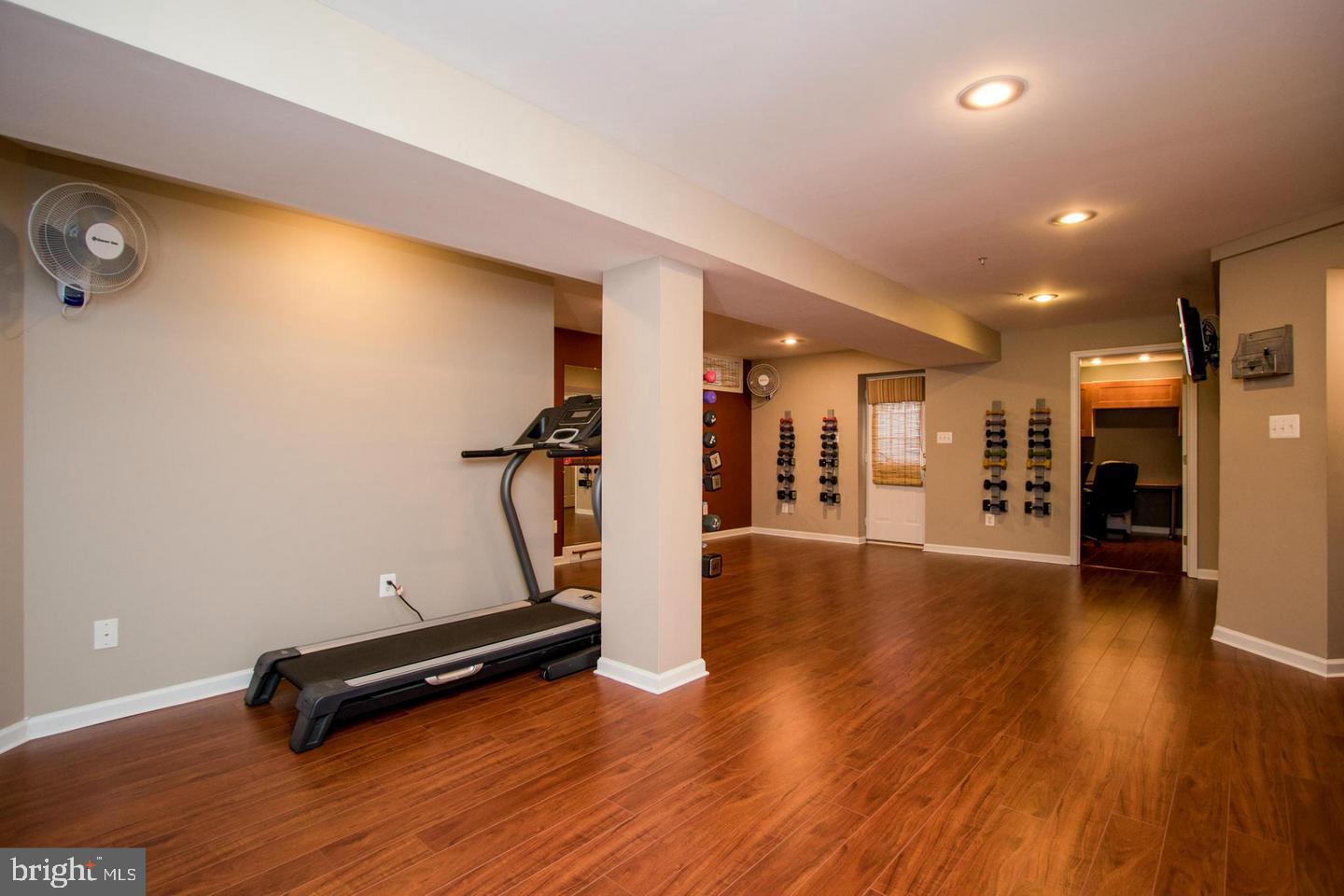 INDEPENDENCE - Residential Lease