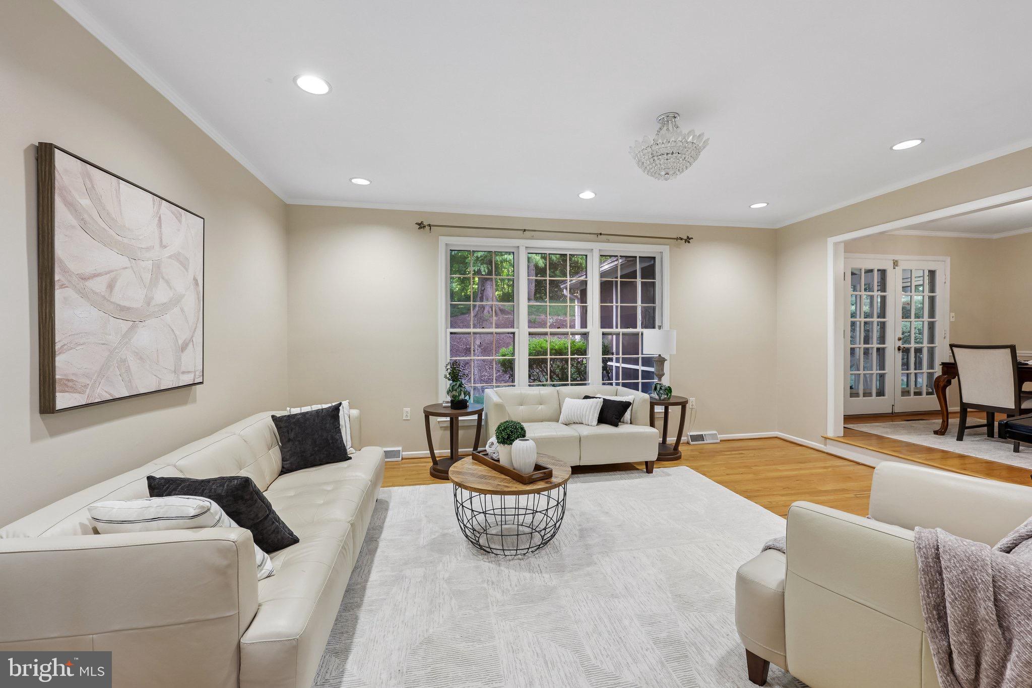 TANGLEWOOD - Residential