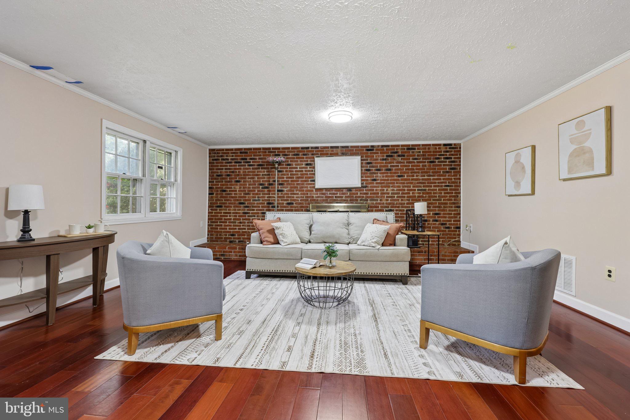 TANGLEWOOD - Residential