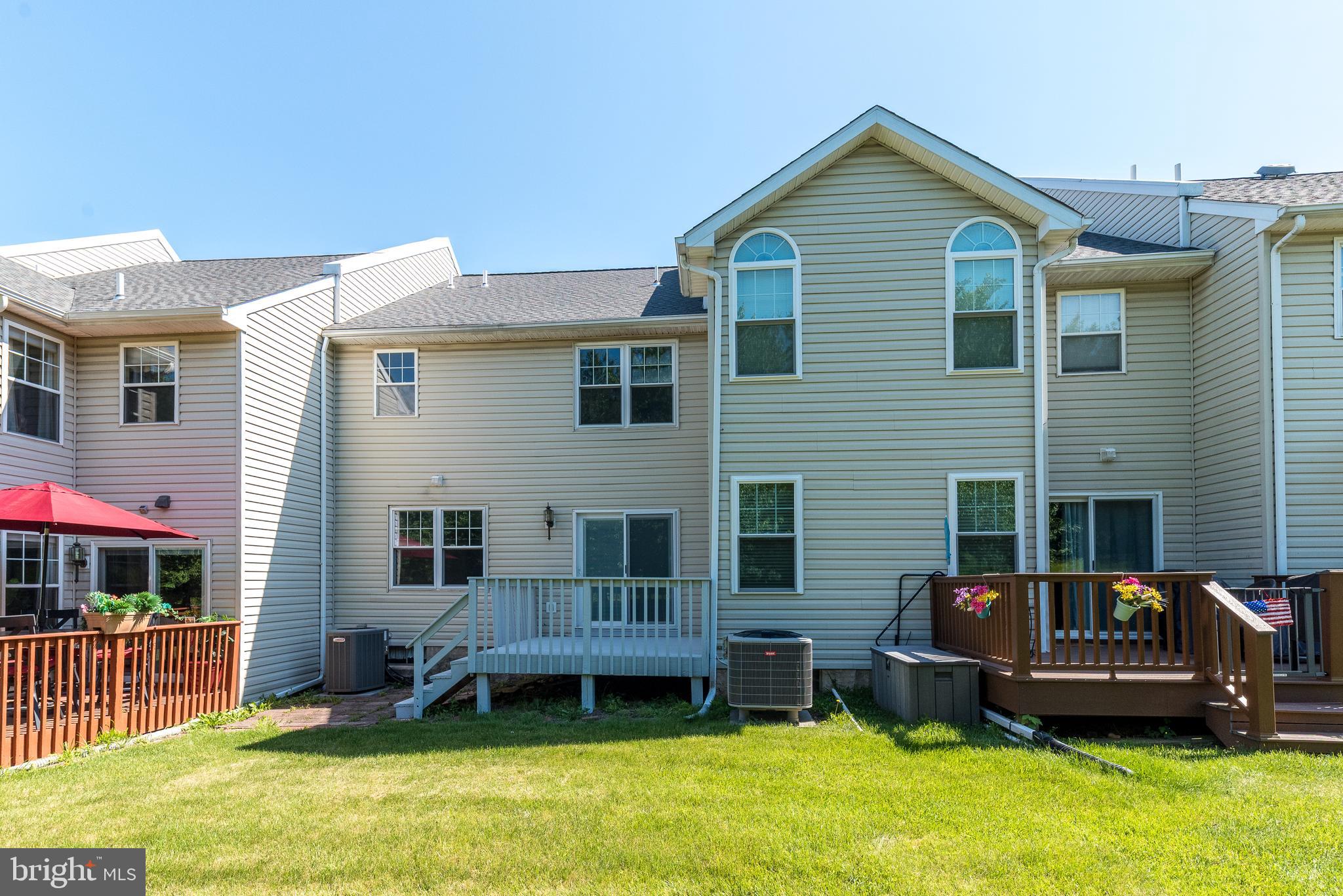 THE HIGHLANDS - Residential