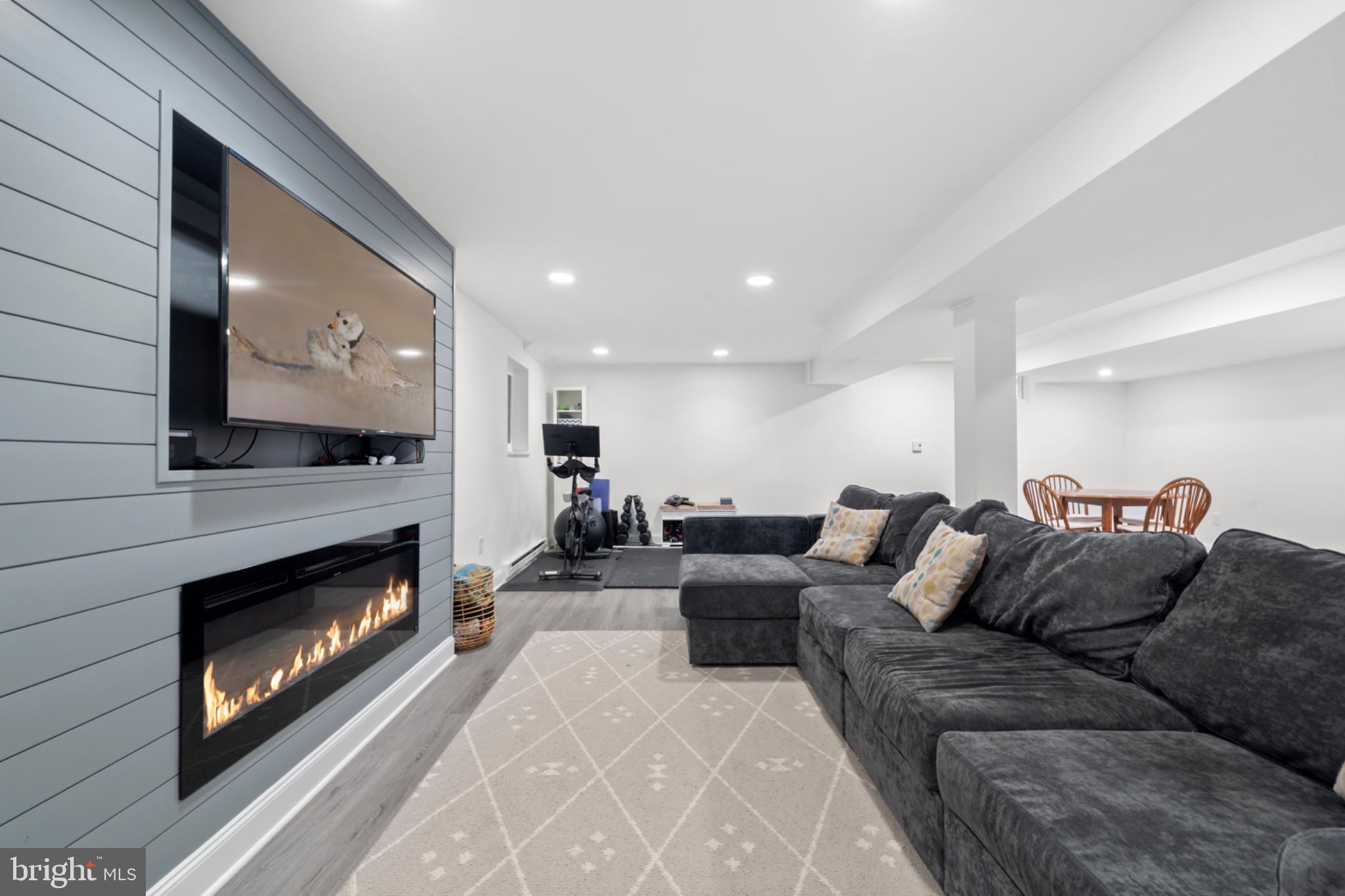 FOX HEATH - Residential