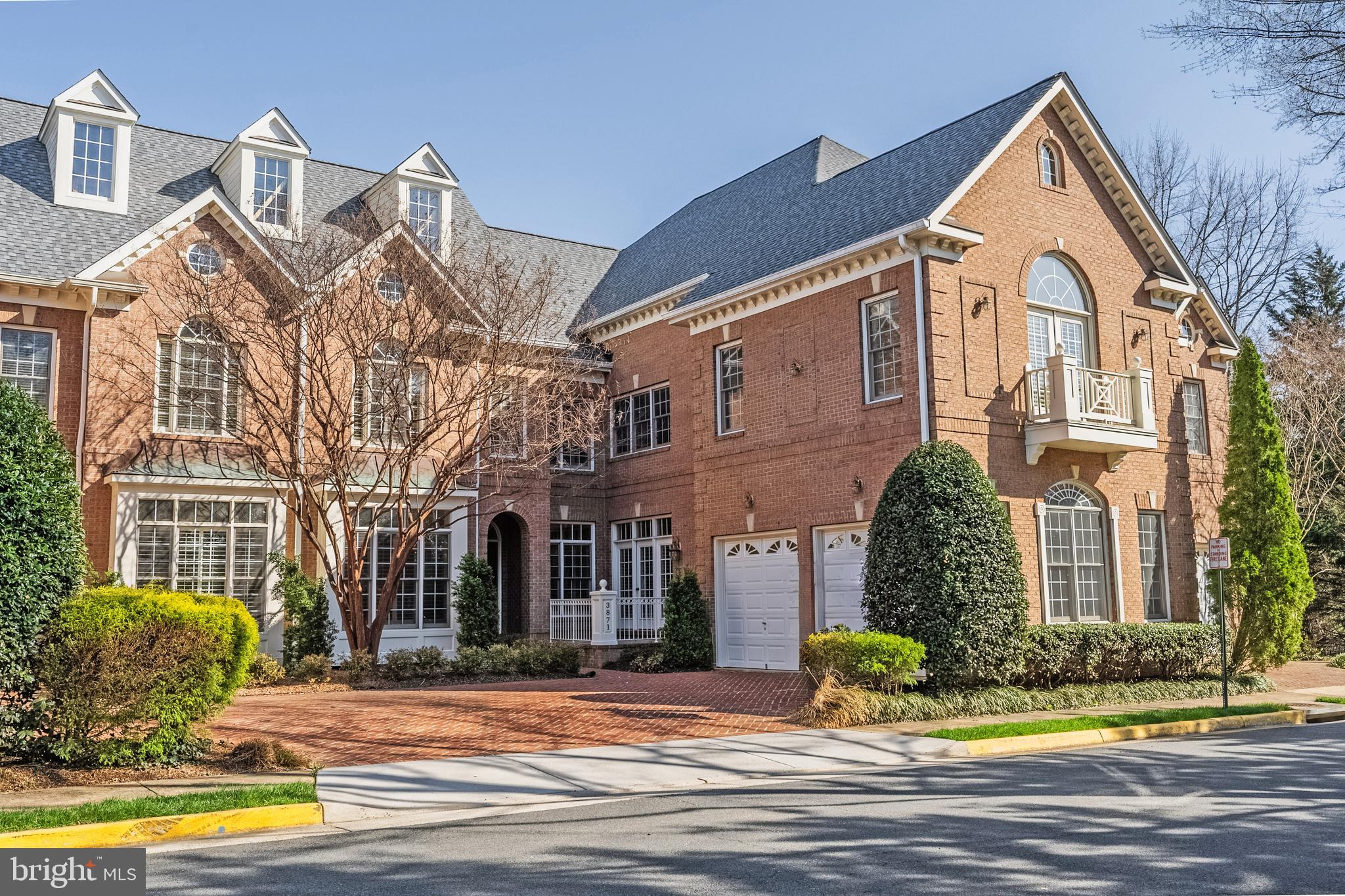 FARRCROFT - Residential Lease