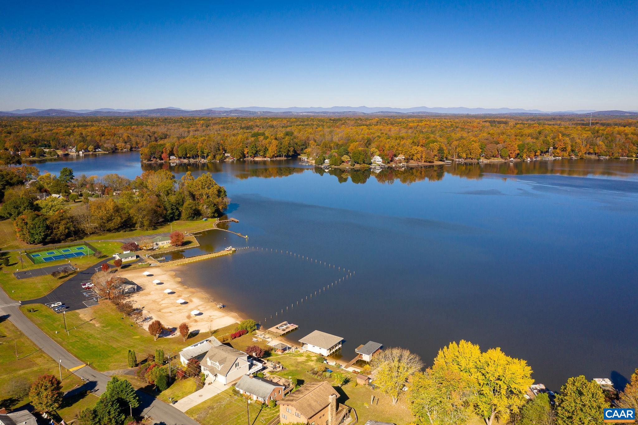BLUE RIDGE SHORES - Residential